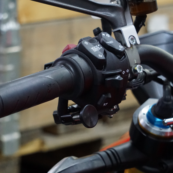 Daumenbremse Kit Plug&Play - Ducati Streetfighter V4/V4S/V4 SP - Moko