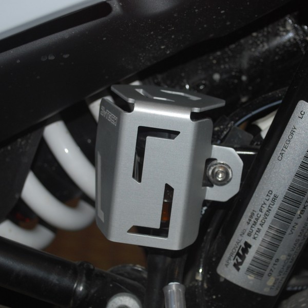 Bremsflüssigkeitsbehälter Schutz silber - KTM 790 Adventure / R - MyTech