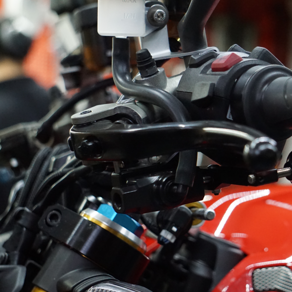 Daumenbremse Kit Plug&Play - Ducati Streetfighter V4/V4S/V4 SP - Moko