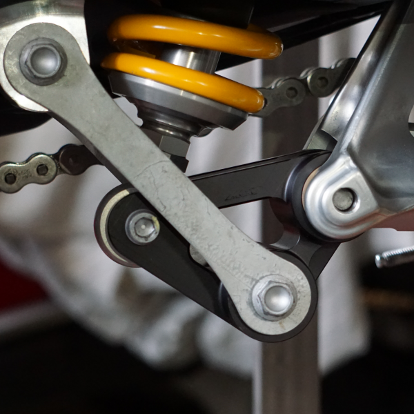 Racing Federbeinumlenkung - Ducati Panigale/Streetfighter V4 - Moko