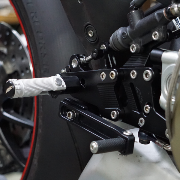 Racing Fußrastenanlage - Ducati Panigale V4/V4S/V4R - Moko