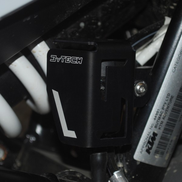 Bremsflüssigkeitsbehälter Schutz schwarz - KTM 790 Adventure / R - MyTech